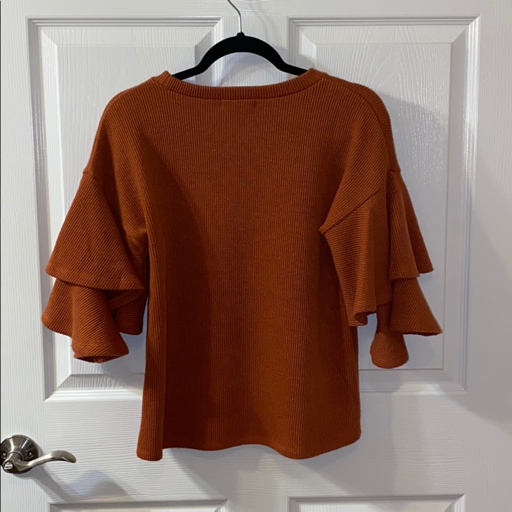 Sweater - Picture 4 of 4
